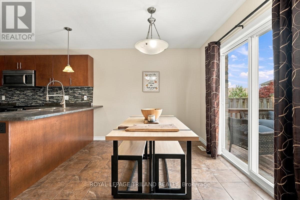 1536 GREEN GABLES ROAD - 16