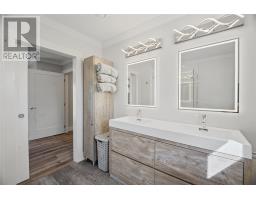 615 Main Road thumbnail 14