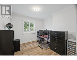 615 Main Road thumbnail 17