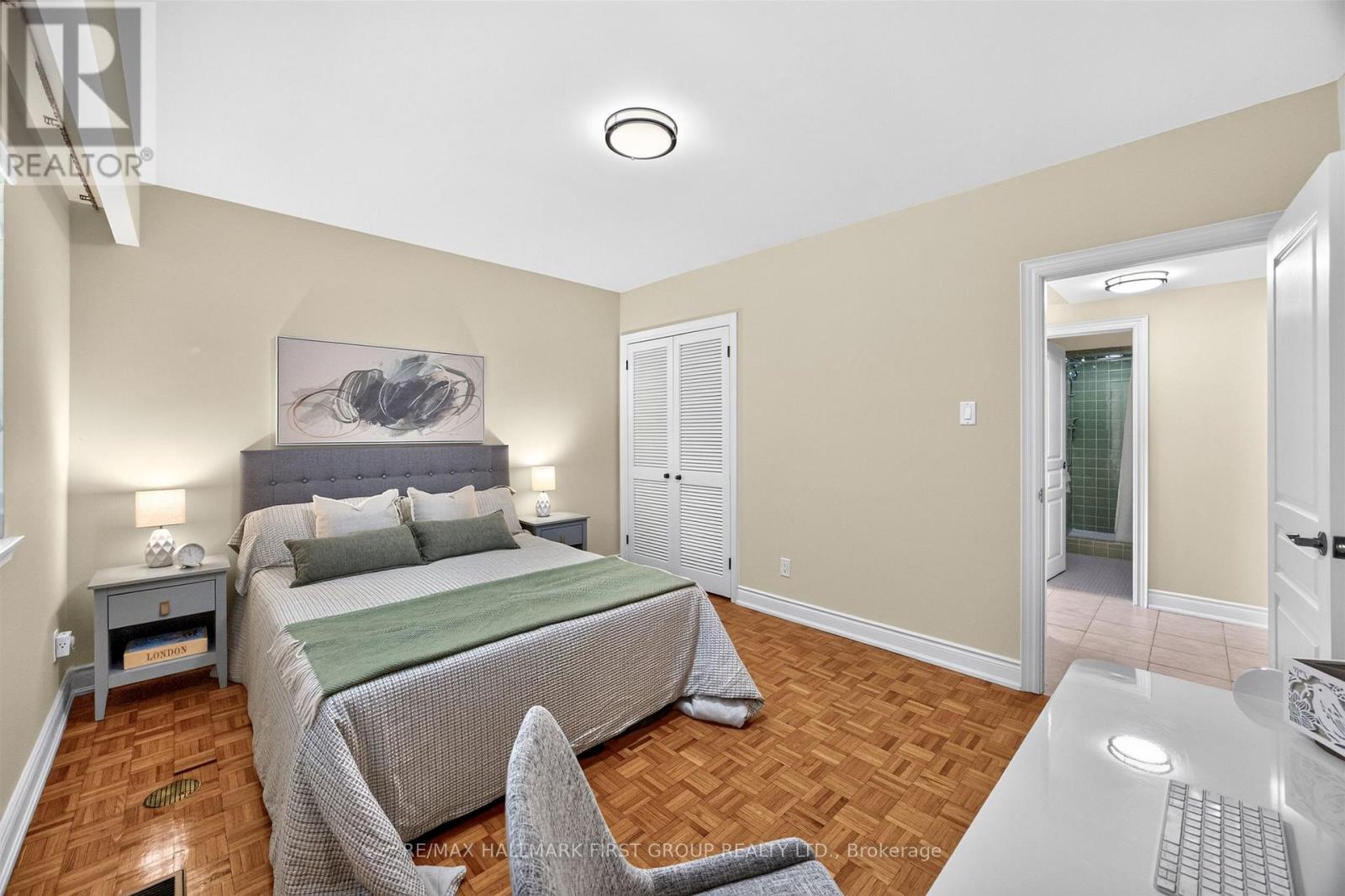 21 IVAN ROAD - Image 36