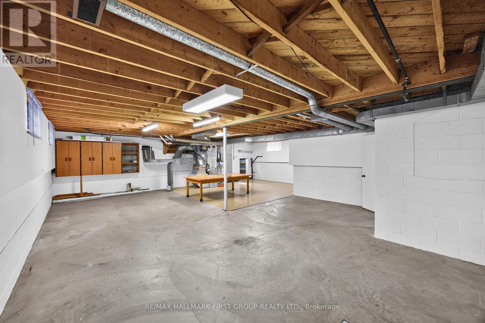 21 IVAN ROAD - Image 39