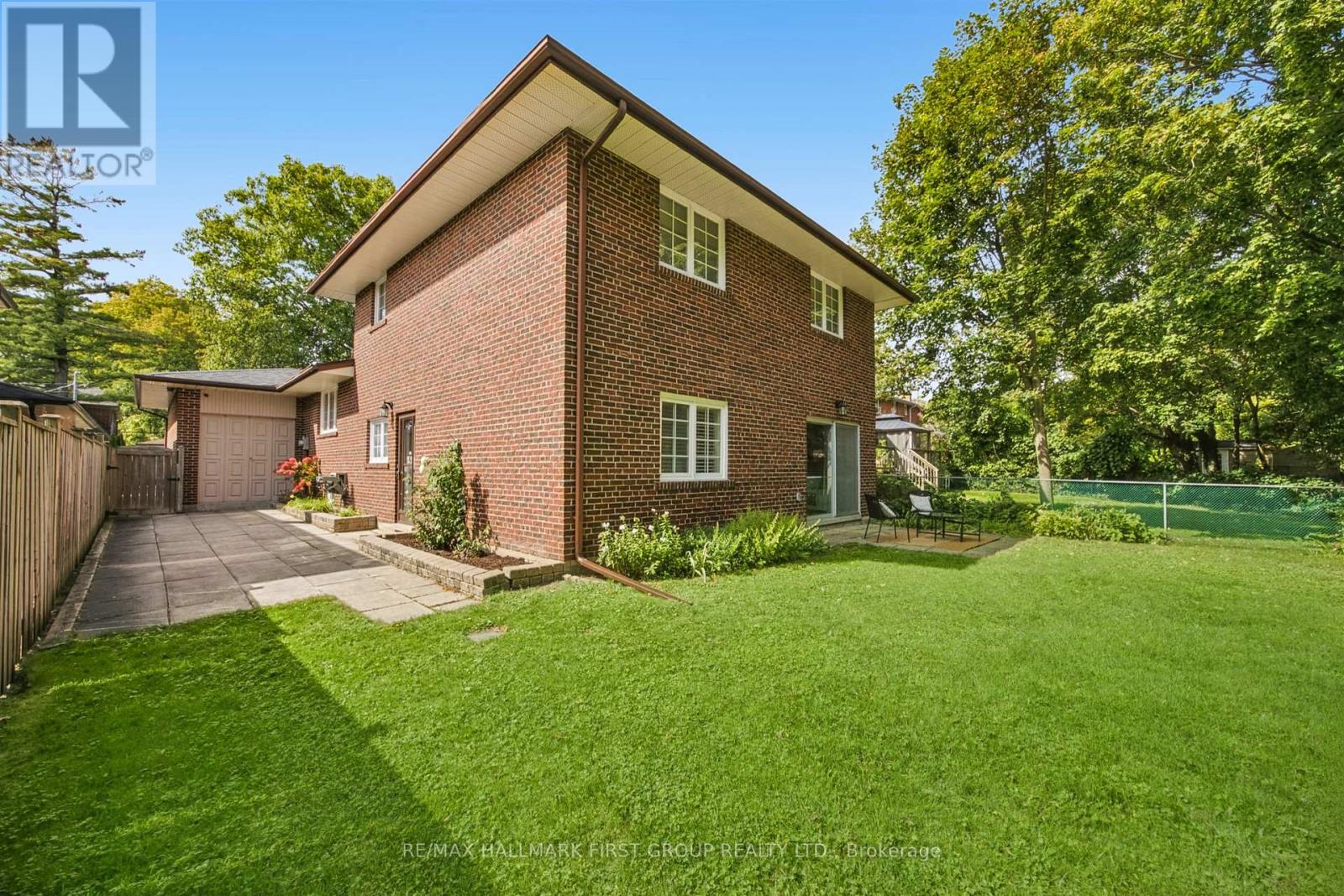 21 IVAN ROAD - Image 40