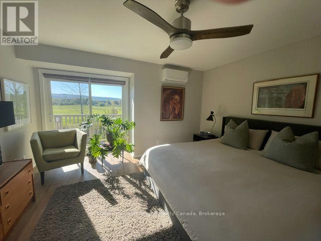 570 Oxbow Crescent — photo 16