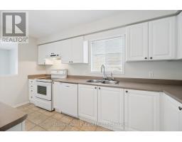 Primary Bedroom - 526 Thornview Place, Waterloo, ON N2T2V9 Photo 8