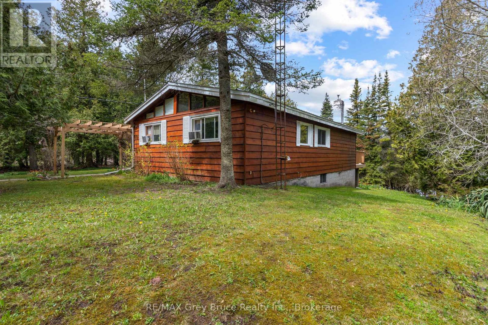 28 Stewarts Point, Northern Bruce Peninsula, Ontario, N0H1W0, Northern Bruce Peninsula, Ontario — photo 4 of 5