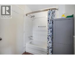 2714 74 Avenue SE - photo 13