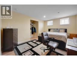 2714 74 Avenue SE - photo 6