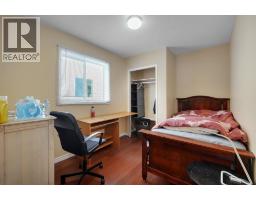 2714 74 Avenue SE - photo 10