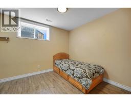 2714 74 Avenue SE - photo 8