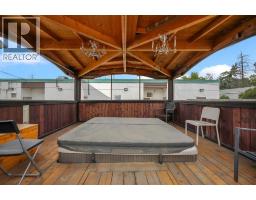 2714 74 Avenue SE - photo 21