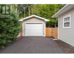 192 Winburn Avenue, Bridgewater, NS B4V9A4 Photo 35