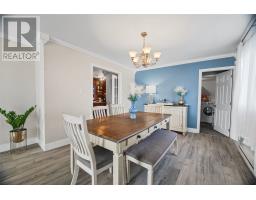 44 Canada Drive thumbnail 6