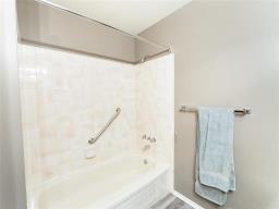 22 Palms Boulevard, Winnipeg, MB R2R1C3 Photo 32
