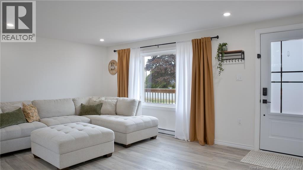 39 Thompson Drive - Image 5