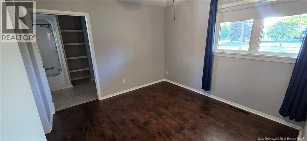 209 Dickson Boulevard - 13