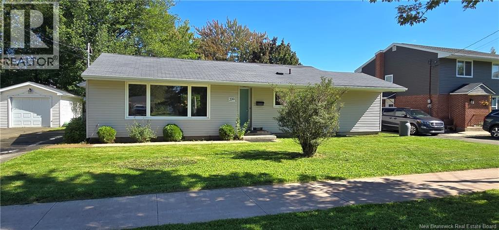 209 Dickson Boulevard - 3