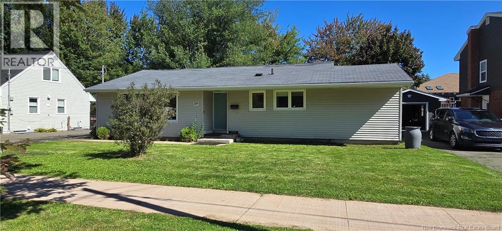 209 Dickson Boulevard - 4