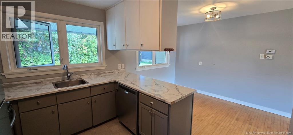 209 Dickson Boulevard - 5