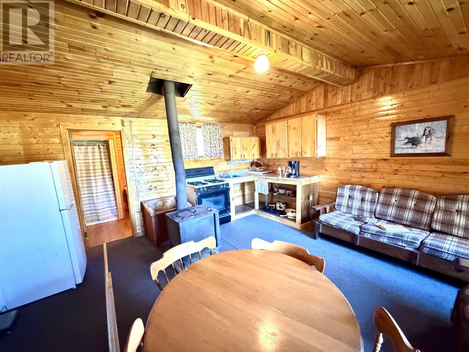 PCL 3561 Dog LK, Missanabie — photo 12