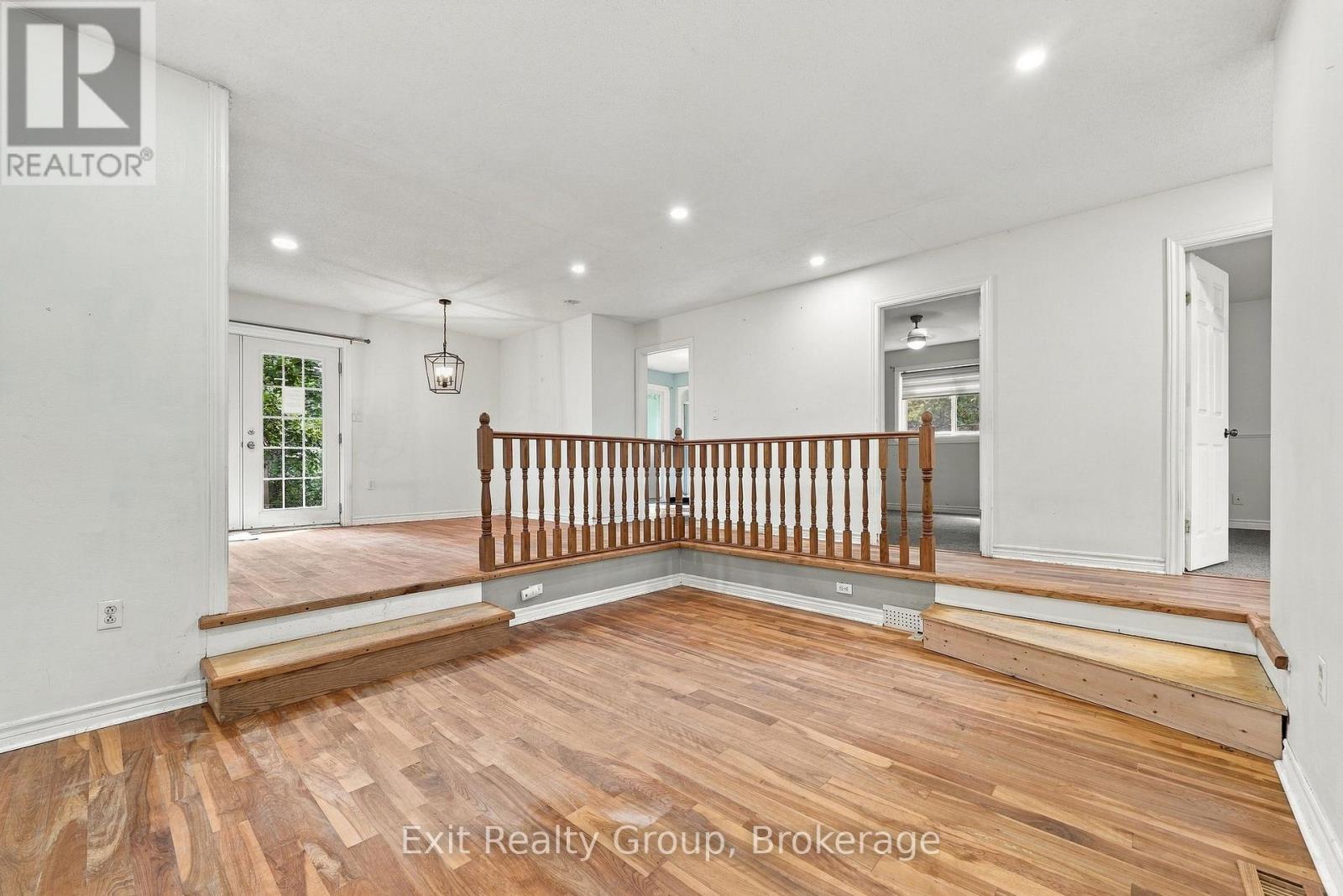 31 RIDGE ROAD - 10