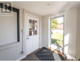 204 Gibb Street, Oshawa, ON L1J1Y7 Photo 13