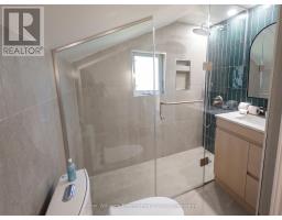 204 Gibb Street, Oshawa, ON L1J1Y7 Photo 19