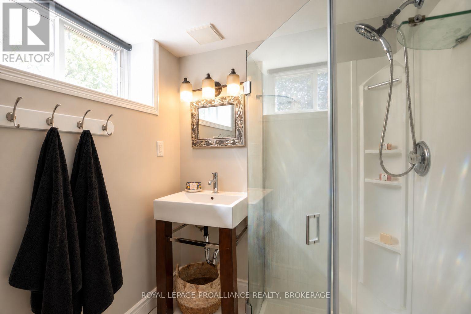 302 ARROWHEAD PLACE - Image 20