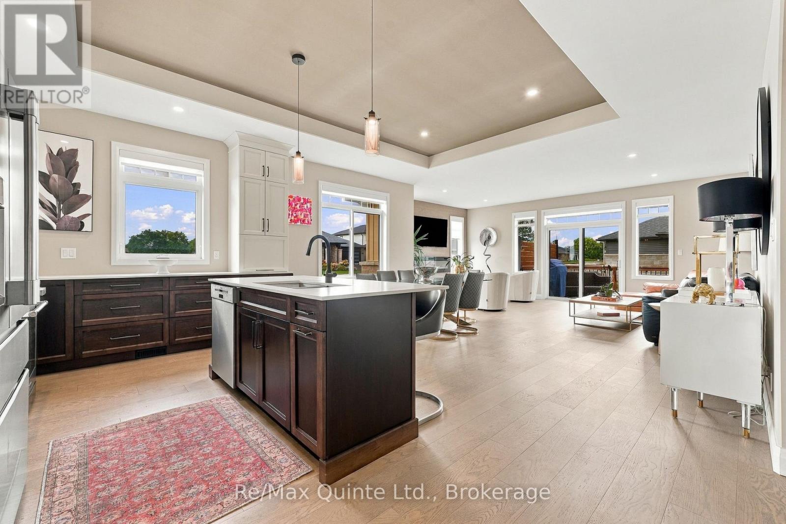 61 HASTINGS PARK DRIVE - 11