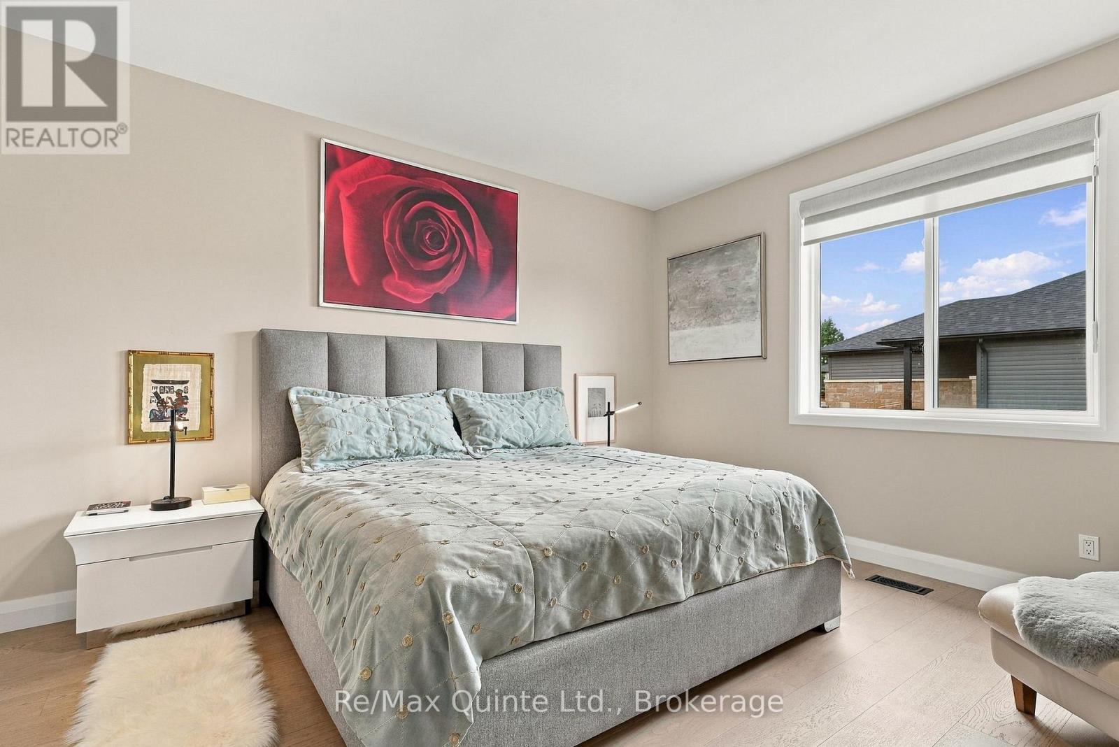 61 HASTINGS PARK DRIVE - Image 24