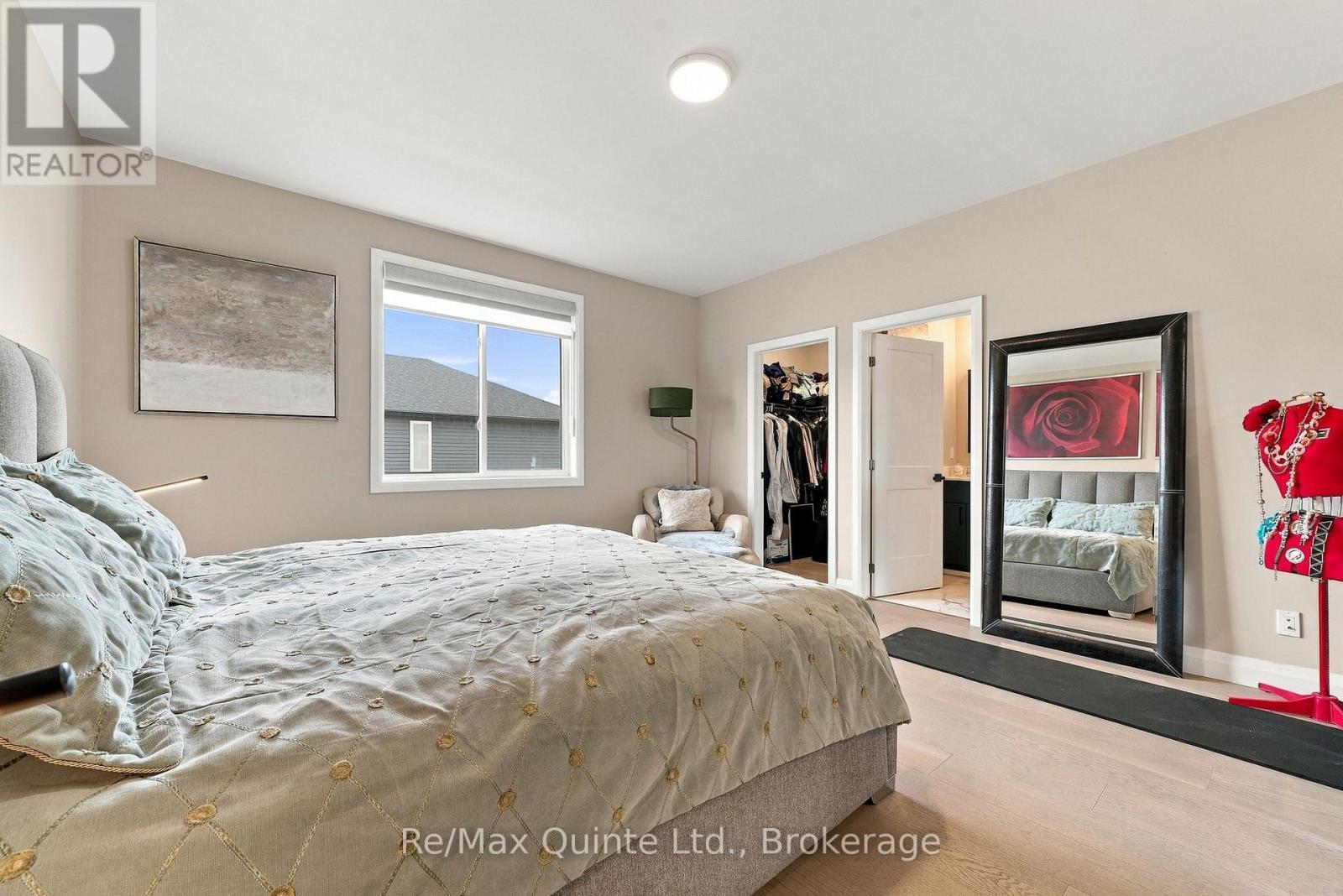 61 HASTINGS PARK DRIVE - 25