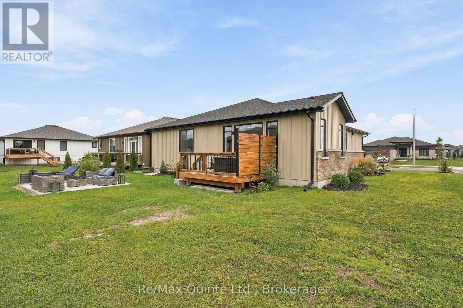 61 HASTINGS PARK DRIVE - 39
