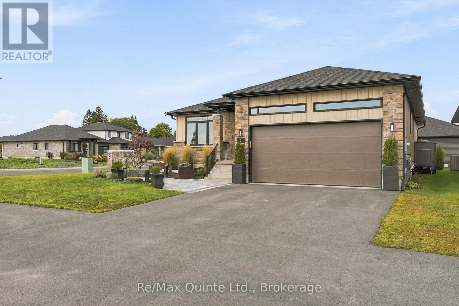 61 HASTINGS PARK DRIVE - Image 4