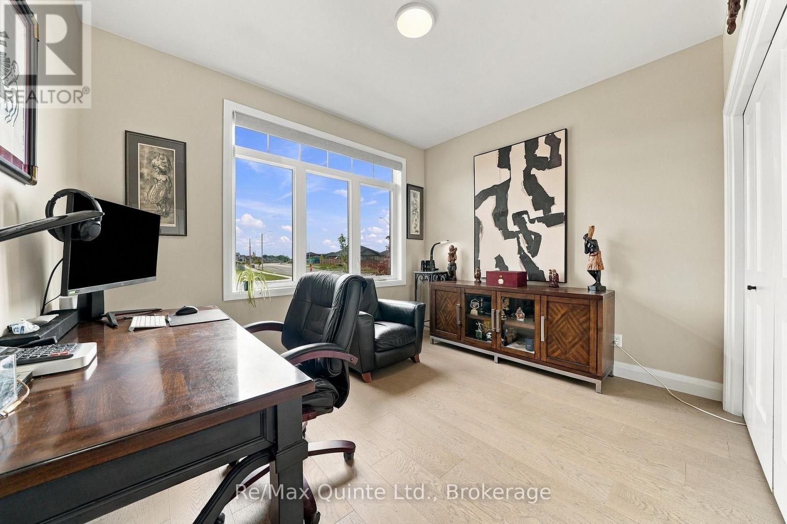 61 HASTINGS PARK DRIVE - Image 9