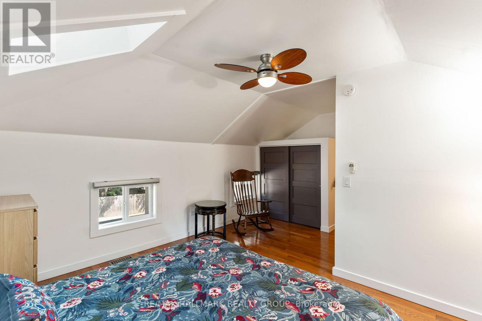 404 HENRY STREET W - Image 33
