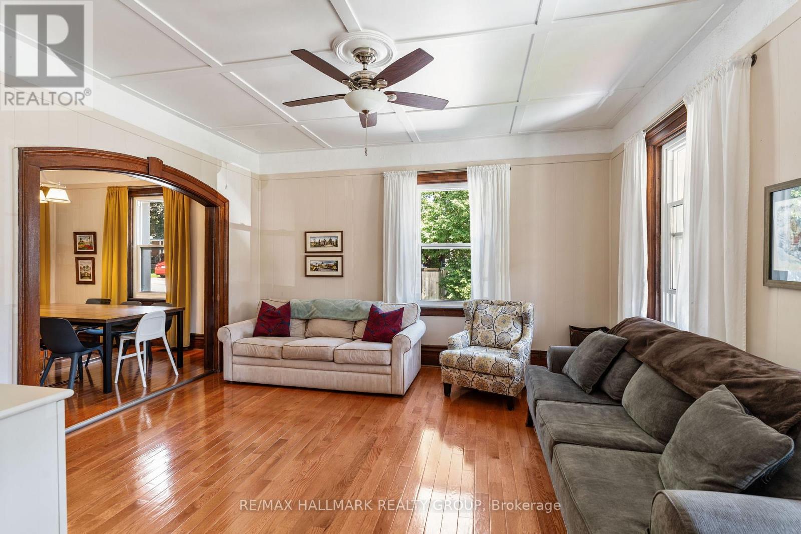 404 HENRY STREET W - Image 7