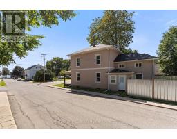 404 Henry Street W, Prescott, ON K0E1T0 Photo 40