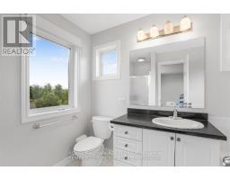 100 Lerta Way, Ottawa, ON K4A0W5 Photo 14
