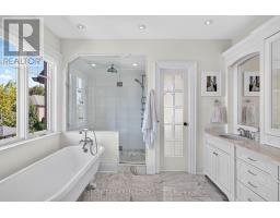 179 Yonge Boulevard, Toronto, ON M5M3H5 Photo 26