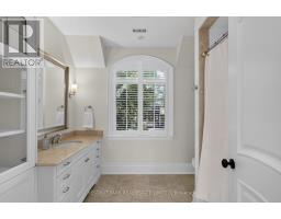 179 Yonge Boulevard, Toronto, ON M5M3H5 Photo 35