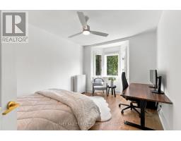 32 Crang Avenue, Toronto, ON M6E2Z9 Photo 26