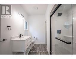 3469 Riverdale Drive, Severn, ON L3V6R9 Photo 21