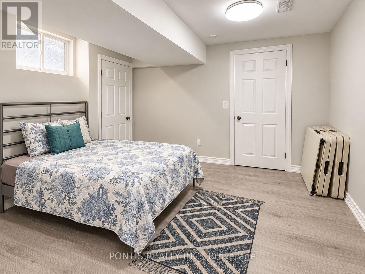 145 Harrongate Place, Whitby, ON photo 21