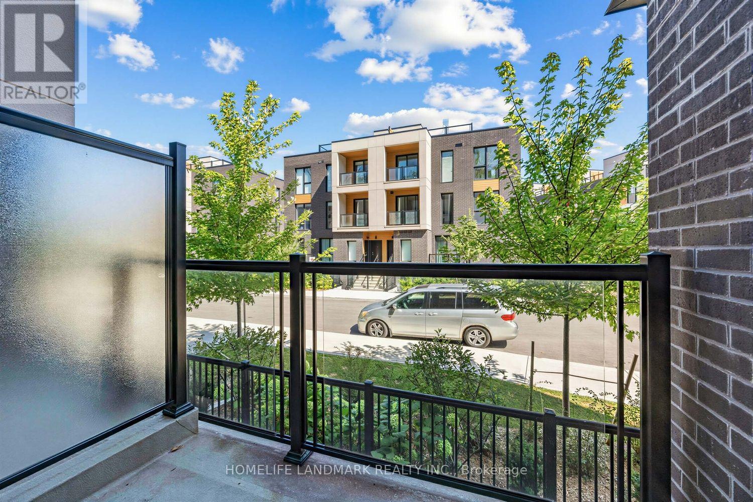 #5 172 CLONMORE DRIVE - 39