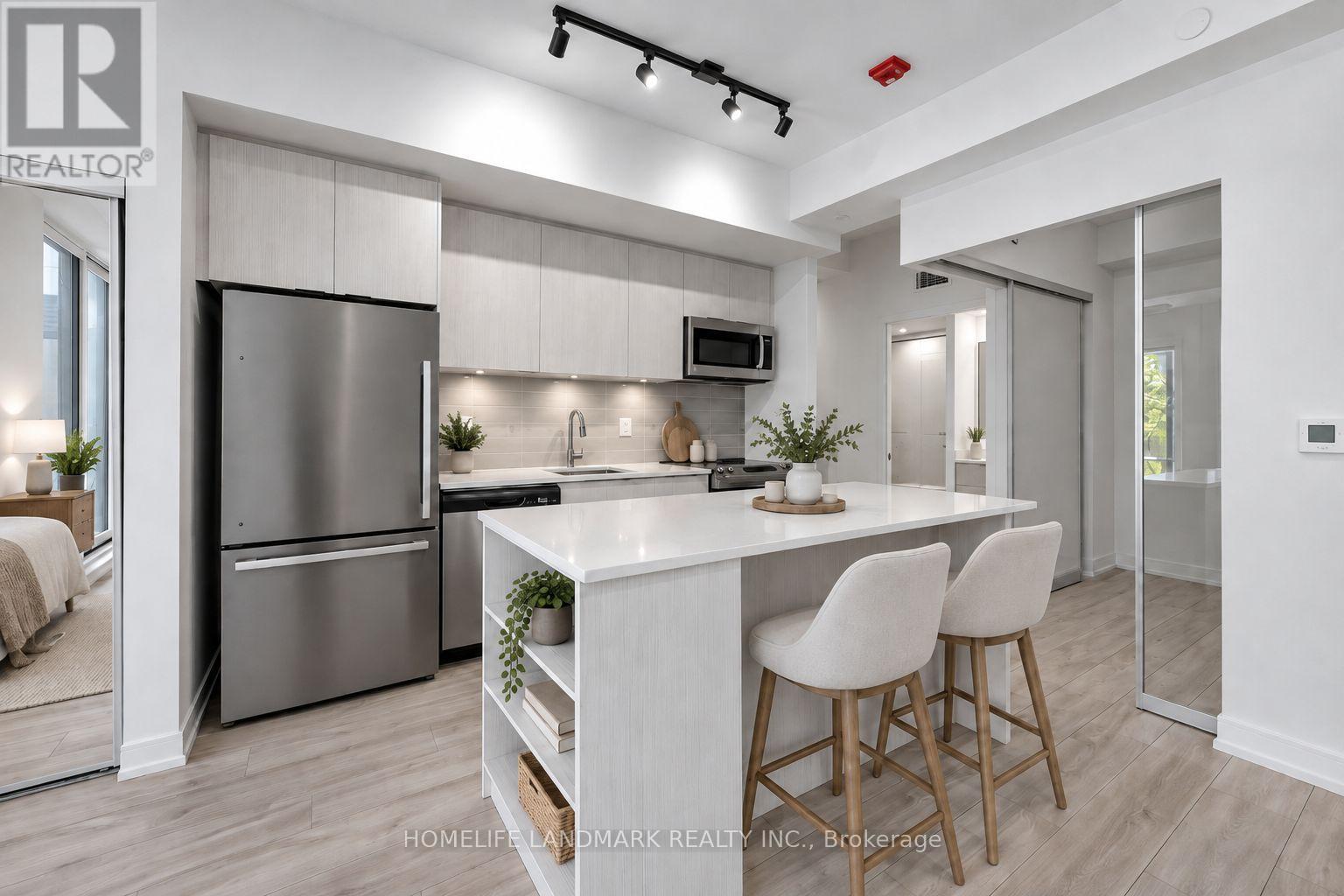 #5 172 CLONMORE DRIVE - 6