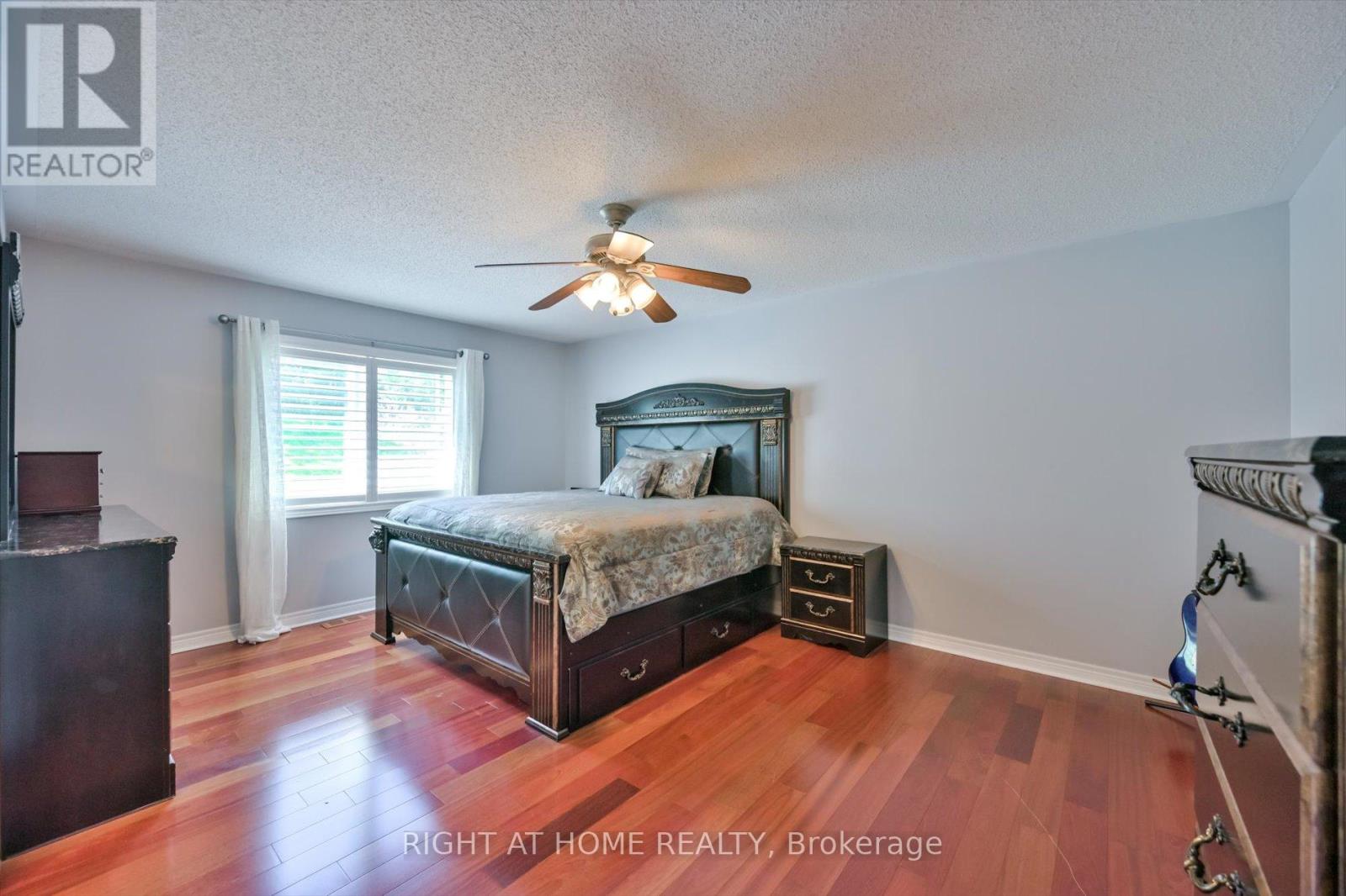 57 HOPKINSON CRESCENT - 26