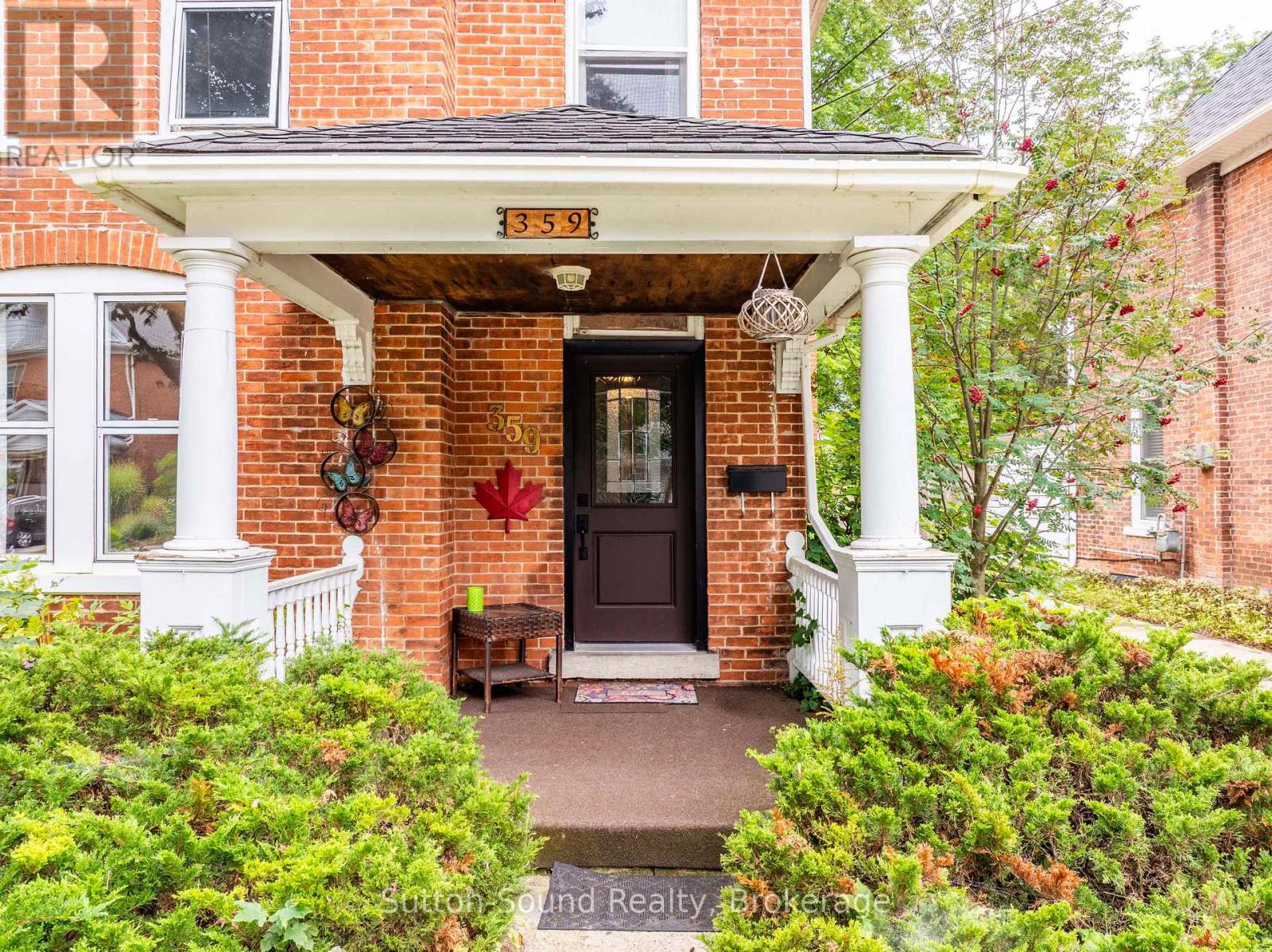 359 5TH STREET E - 2
