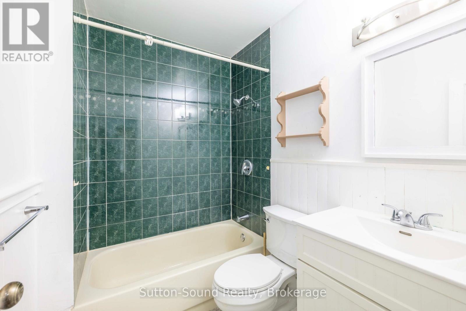 359 5TH STREET E - 20