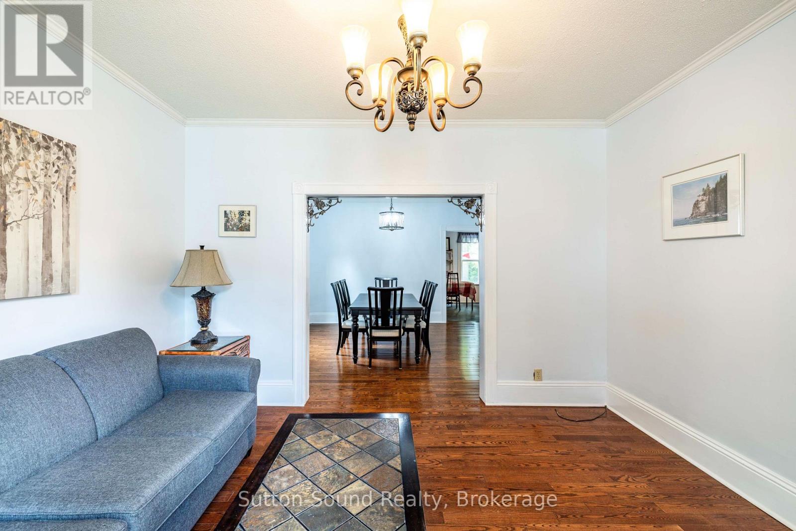 359 5TH STREET E - 7