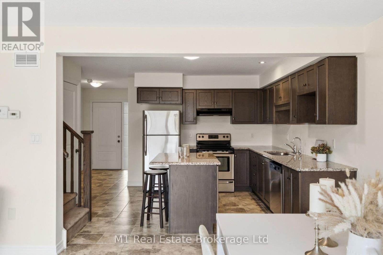 9 MARSHALL DRIVE - 15