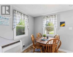Family room - 61 Nictaux Road, Nictaux, NS B0S1P0 Photo 8